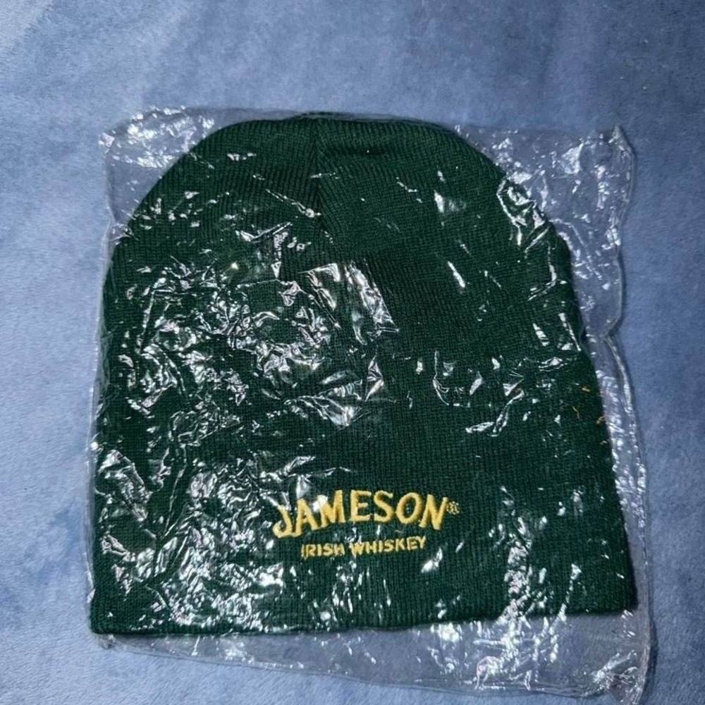 Jameson whisky Adults Green Beanie Hat Winter Warm Casual Outdoors Comfort
